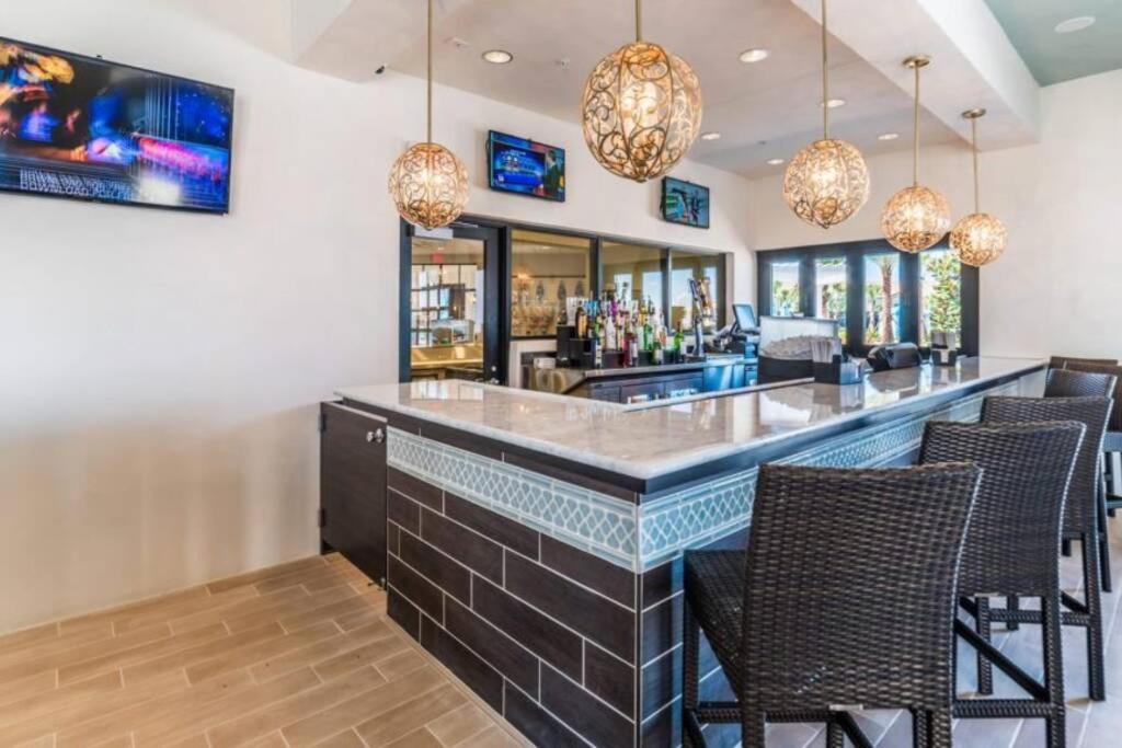 Stylish Cozy Family Getaway With Private Pool And Lake View Kissimmee Exterior photo