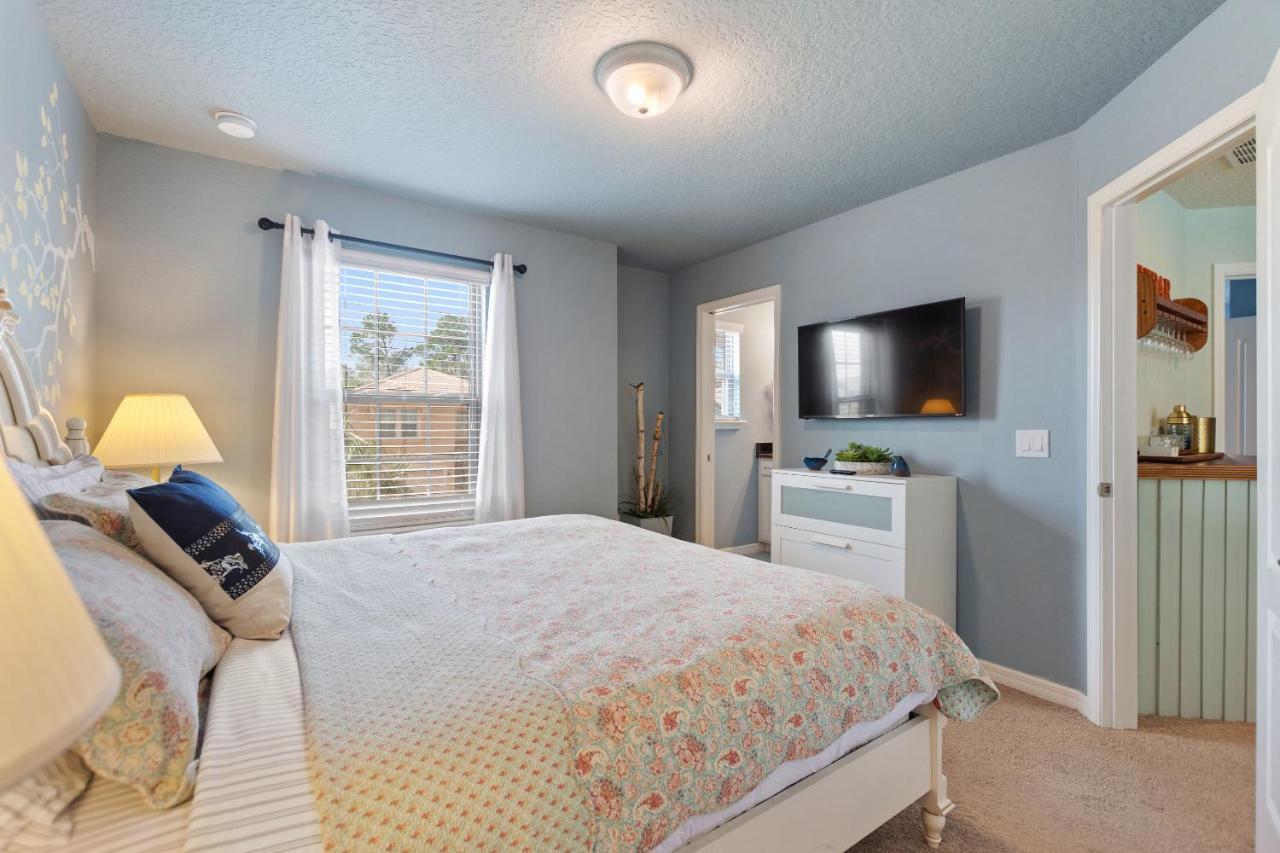Stylish Cozy Family Getaway With Private Pool And Lake View Kissimmee Exterior photo
