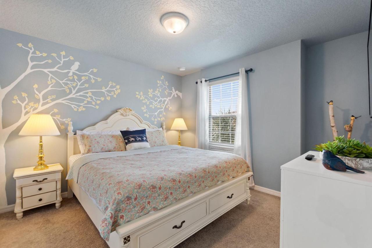 Stylish Cozy Family Getaway With Private Pool And Lake View Kissimmee Exterior photo