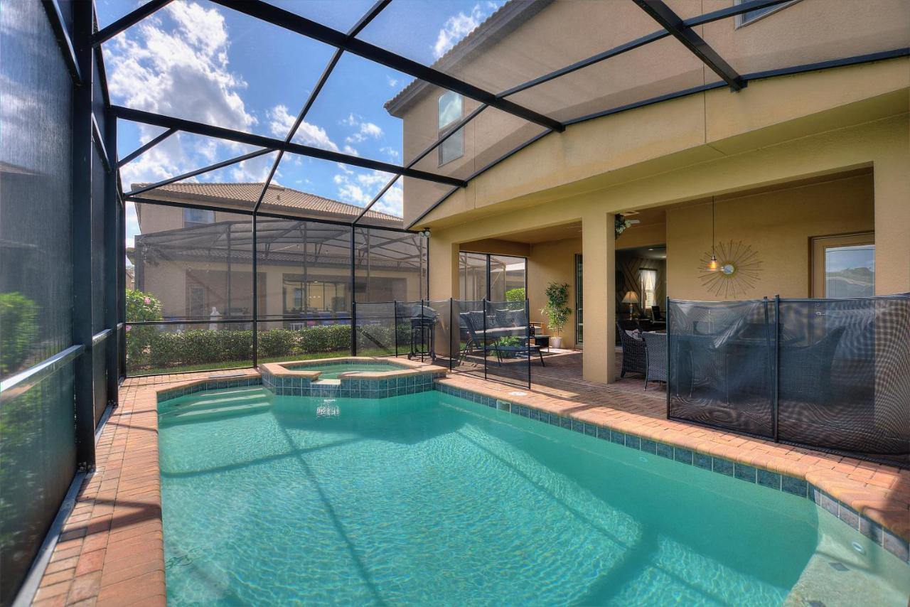 Stylish Cozy Family Getaway With Private Pool And Lake View Kissimmee Exterior photo