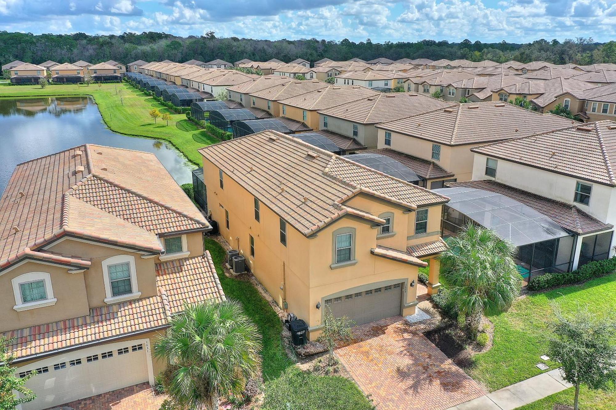 Stylish Cozy Family Getaway With Private Pool And Lake View Kissimmee Exterior photo